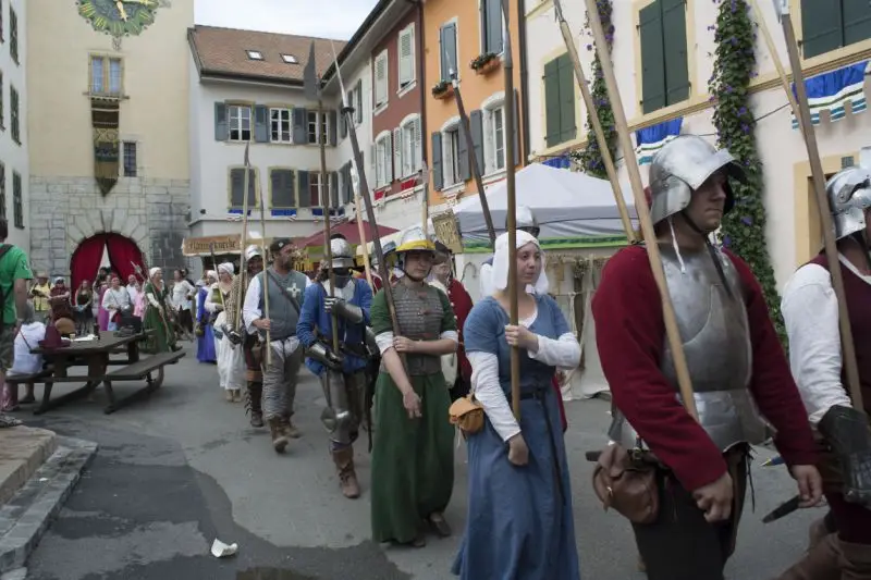 procession de combattants