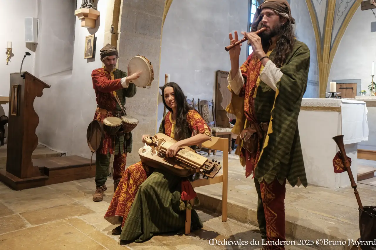 Vagarem dans la chapelle